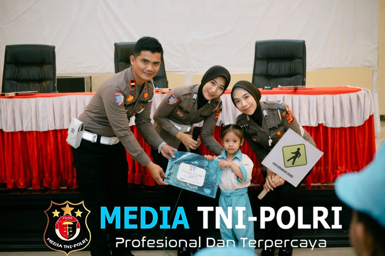 Polisi Humanis, Anak Ceria Murid TK Tunas Muda Lempuyang Bandar Kunjungi Polres Lampung Tengah