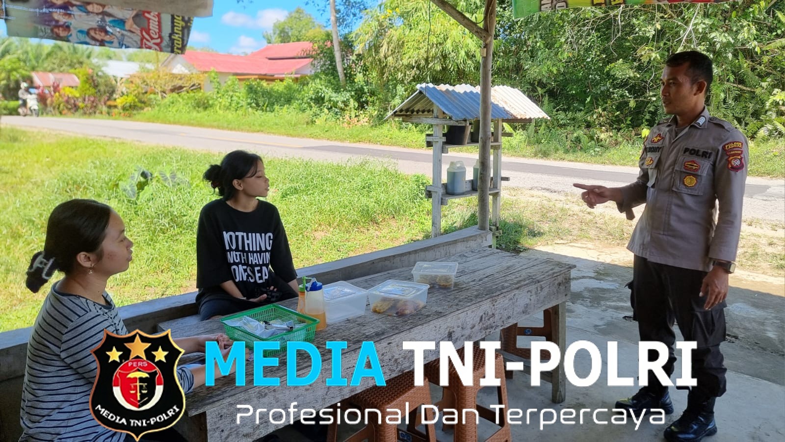 Berikan Pelayanan dan Pengayoman, Polsek Menjalin Laksanakan Patroli Siang dan Sambang Warga