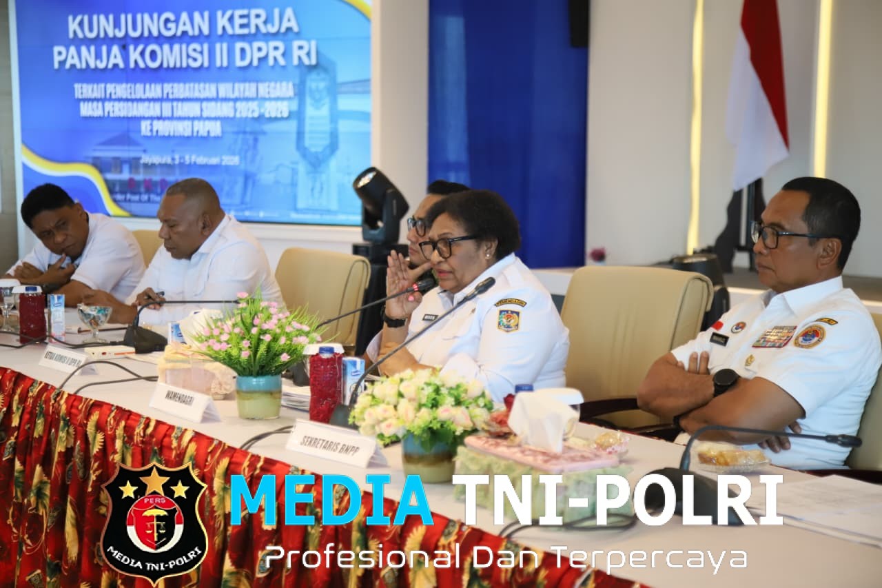 Dampingi Komisi II DPR RI, Wamendagri Ribka Tegaskan Komitmen Transformasi Ekonomi Perbatasan Papua