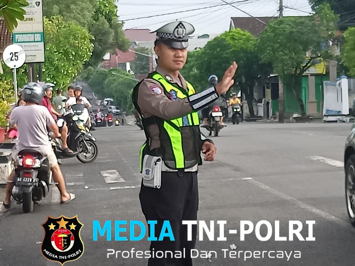 Satlantas Polres Wonogiri Gelar Pengamanan Pagi Ops Keselamatan Candi 2026, Wujud Polisi Hadir di Tengah Masyarakat