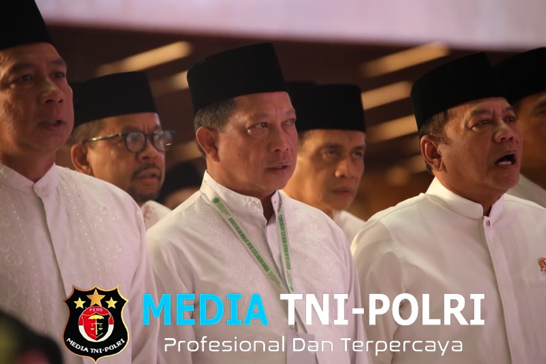 Dampingi Presiden Prabowo, Mendagri Hadiri Pengukuhan Pengurus MUI 2025–2030