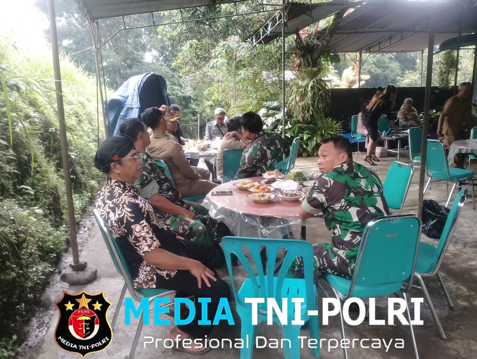 Babinsa Koramil Cepogo Hadiri Tradisi Nyadran, Wujud Pelestarian Budaya dan Penguatan Silaturahmi Warga