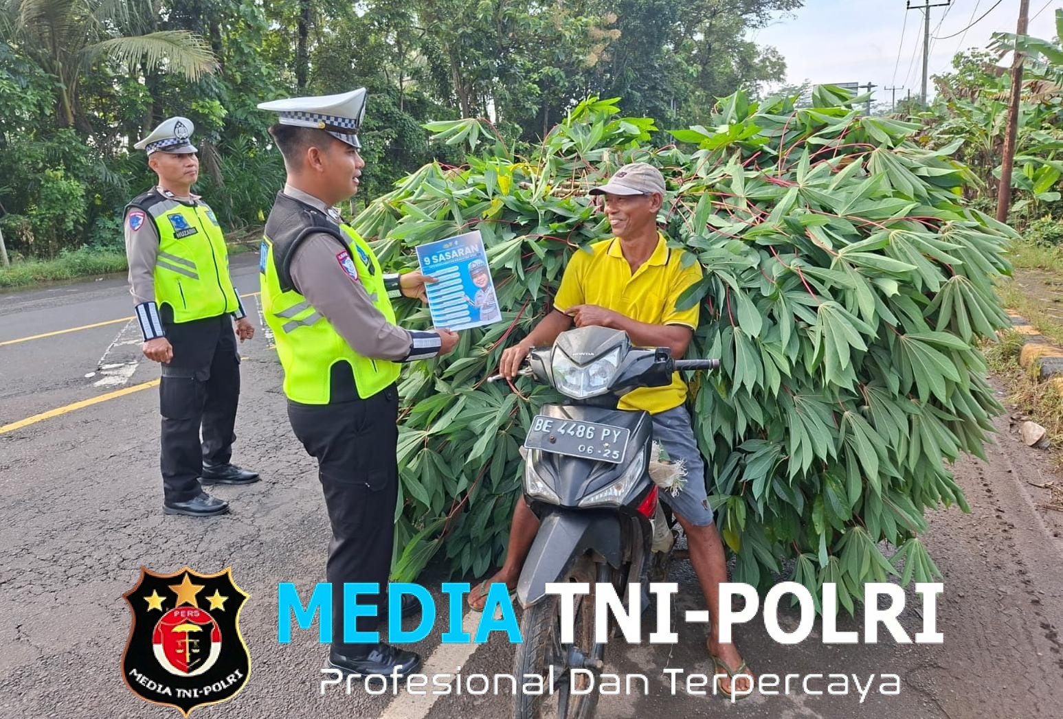 Dalam Rangka Ops keselamatan Krakatau 2026 Sat Lantas Polres Lampung Timur Laksanakan Sosialisasi dan Himbauan Kepada Pengendara