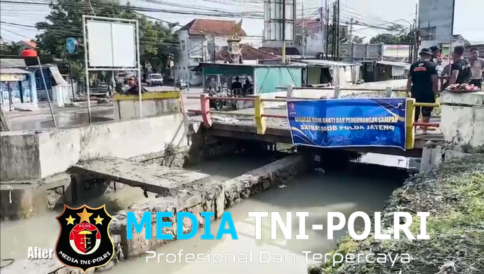 Dari Kumuh Menjadi Asri, Brimob Polda Jateng Bersama Warga Serentak Korvey Bersihkan Pantai dan Sungai