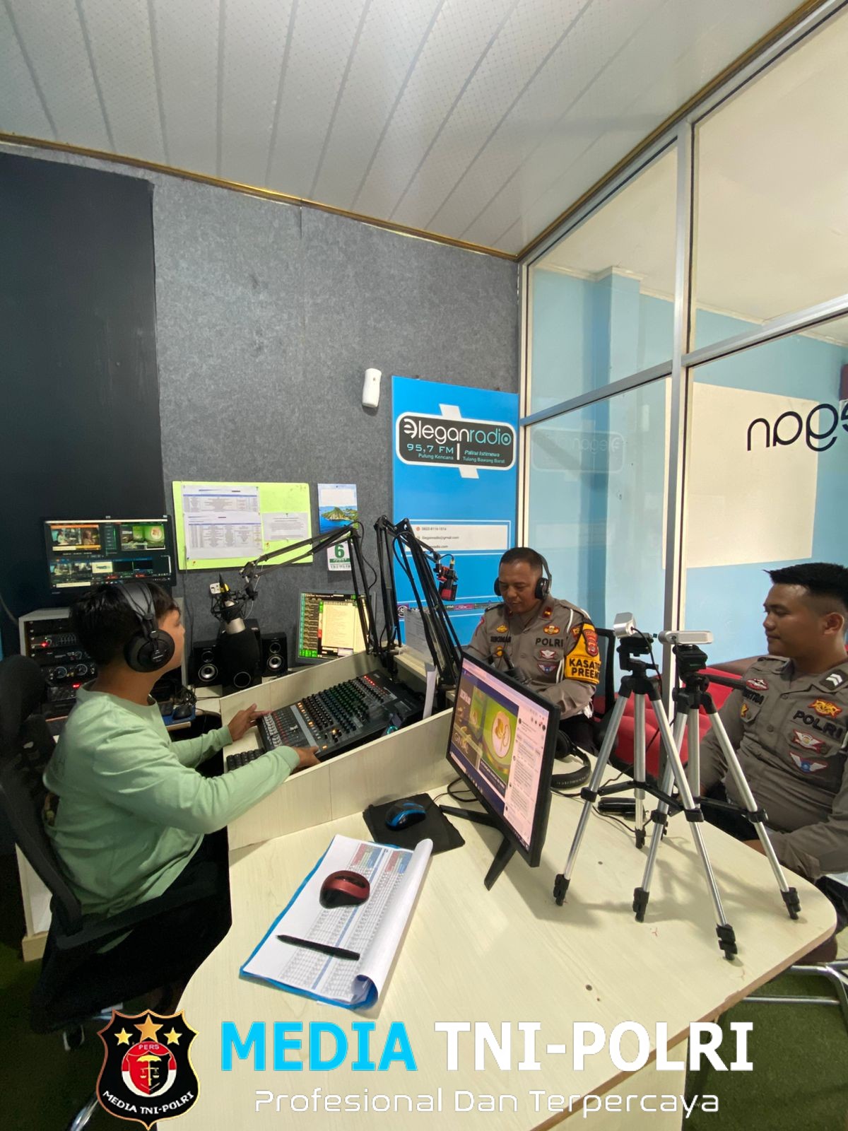 Sat Lantas Polres Tulang Bawang Barat Sosialisasi Tertib Berlalu Lintas Lewat Radio Elegan 95,7 Fm, Sukseskan Operasi Keselamatan Krakatau 2026