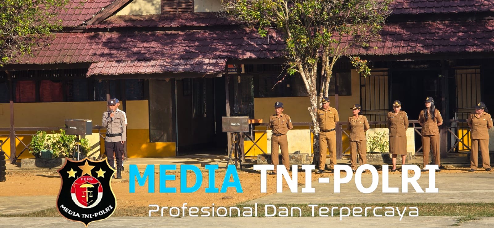 Polisi Hadir di Sekolah, AIPDA Suparno Tanamkan Disiplin dan Karakter pada Siswa SMPN 2 Mandor