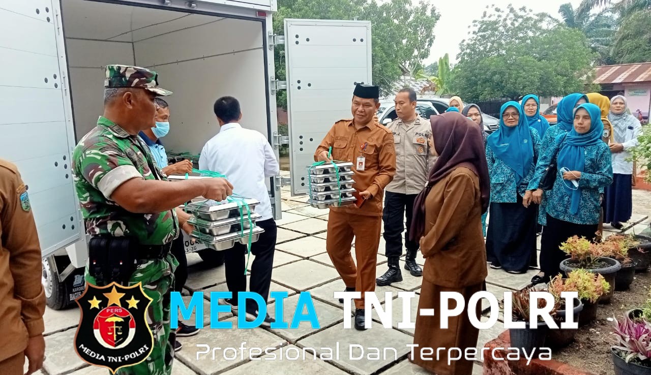 Danramil dan Babinsa hadiri Launching Program Makan Bergizi Gratis di Kec.Sarolangun Kab.Sarolangun