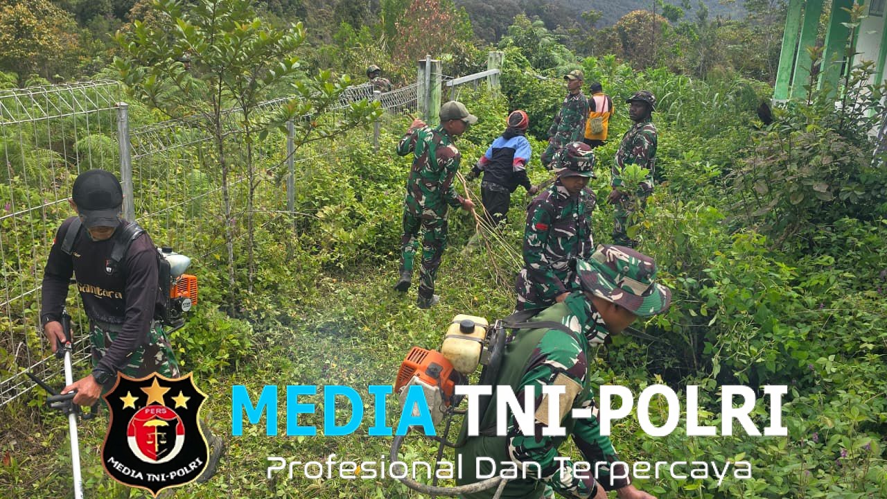 Pos Oksop Satgas Yonif 751/VJS Gelar Karya Bakti Bersihkan Puskesmas Siap Dioperasikan Kembali untuk Layanan Warga