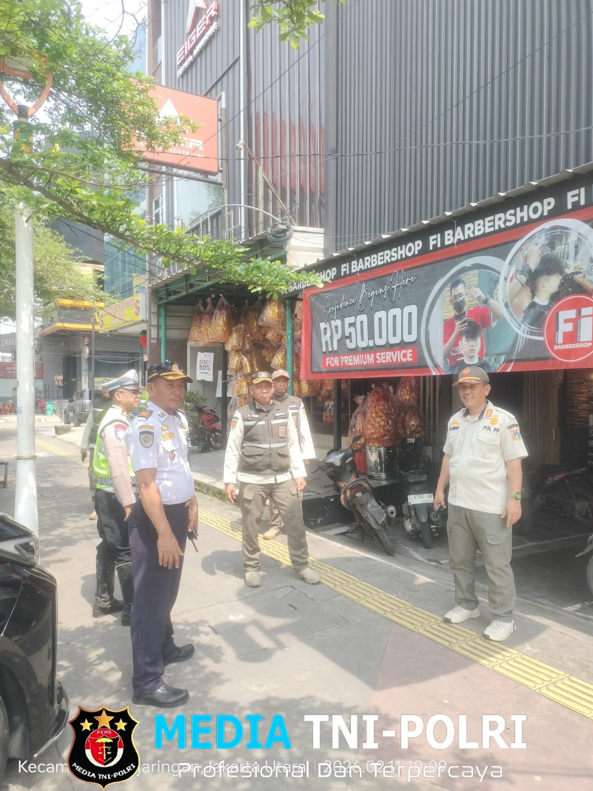 Satpol PP Penjaringan Gelar Operasi BTT Gabungan Bersama TNI-Polri