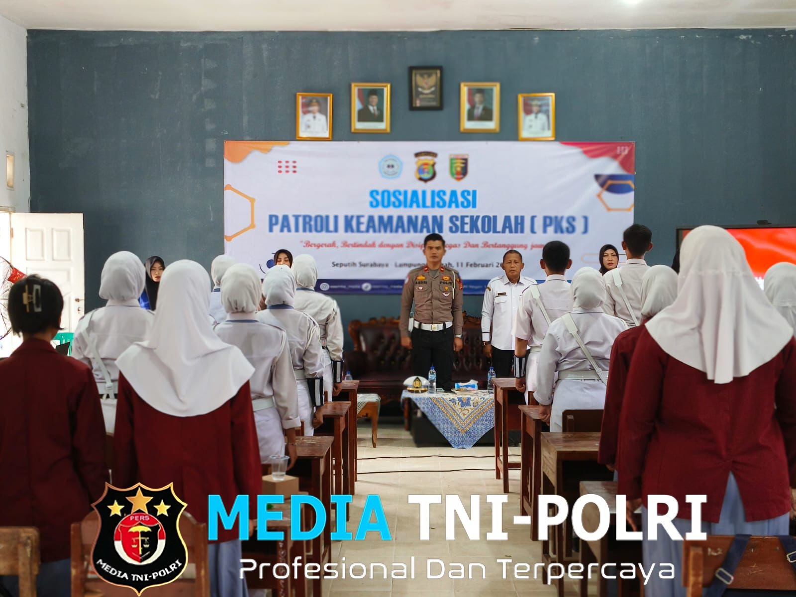 Satlantas Polres Lampung Tengah Perkuat Edukasi Lalu Lintas Lewat Dikmas dan Pelatihan PKS di SMKN 1 Seputih Surabaya