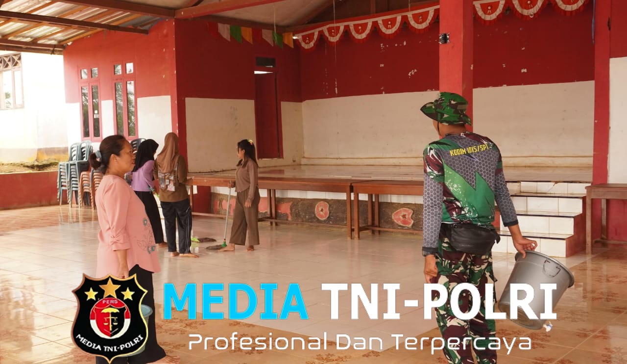 Anggota Satgas TMMD Reguler ke-127 Melaksanakan Penyiapan Tempat Kegiatan Sunat Massal