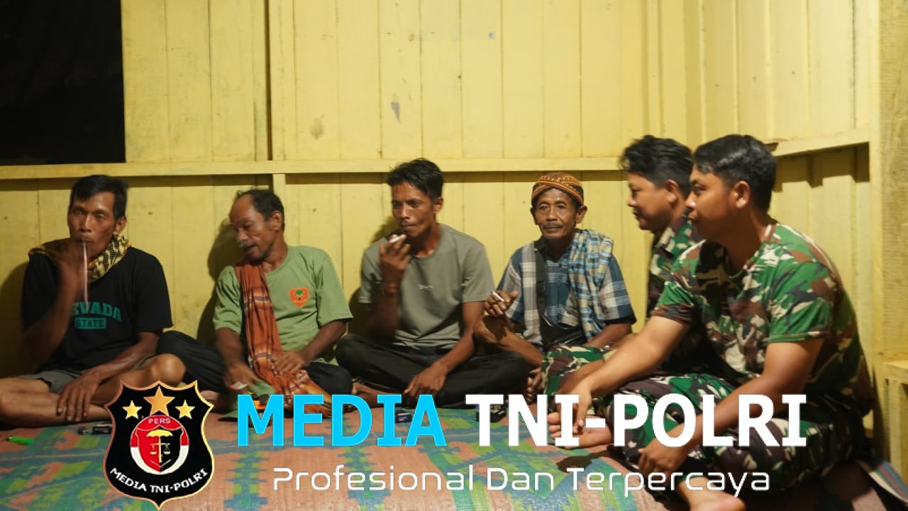 Anggota Satgas TMMD Reg Ke-127 Kodim 1015/Sampit Ikut Melaksanakan Ronda