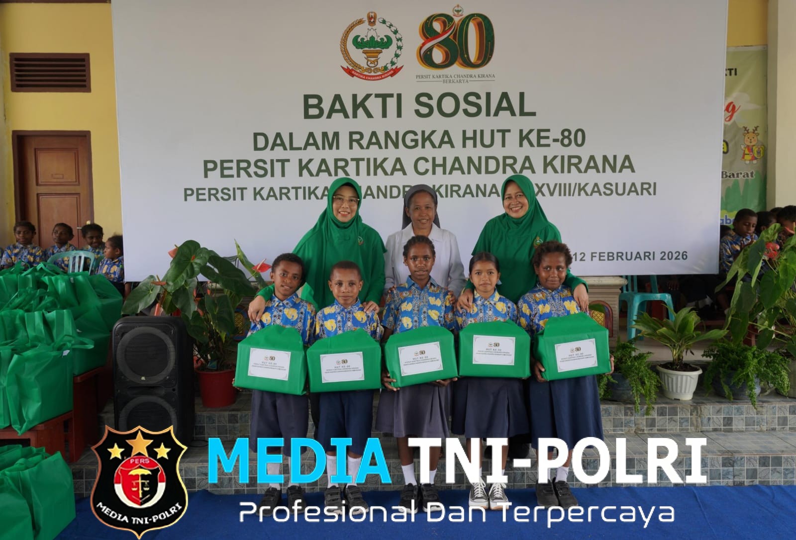 Persit KCK PD XVIII/Kasuari Tebar Kasih di Panti Asuhan Santa Maria pada HUT ke-80
