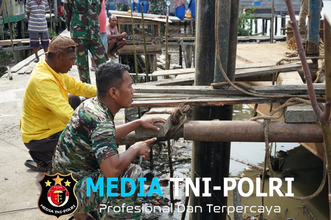 Tak Kenal Lelah, Satgas Teruskan Tahap Pancang Jembatan Gantung