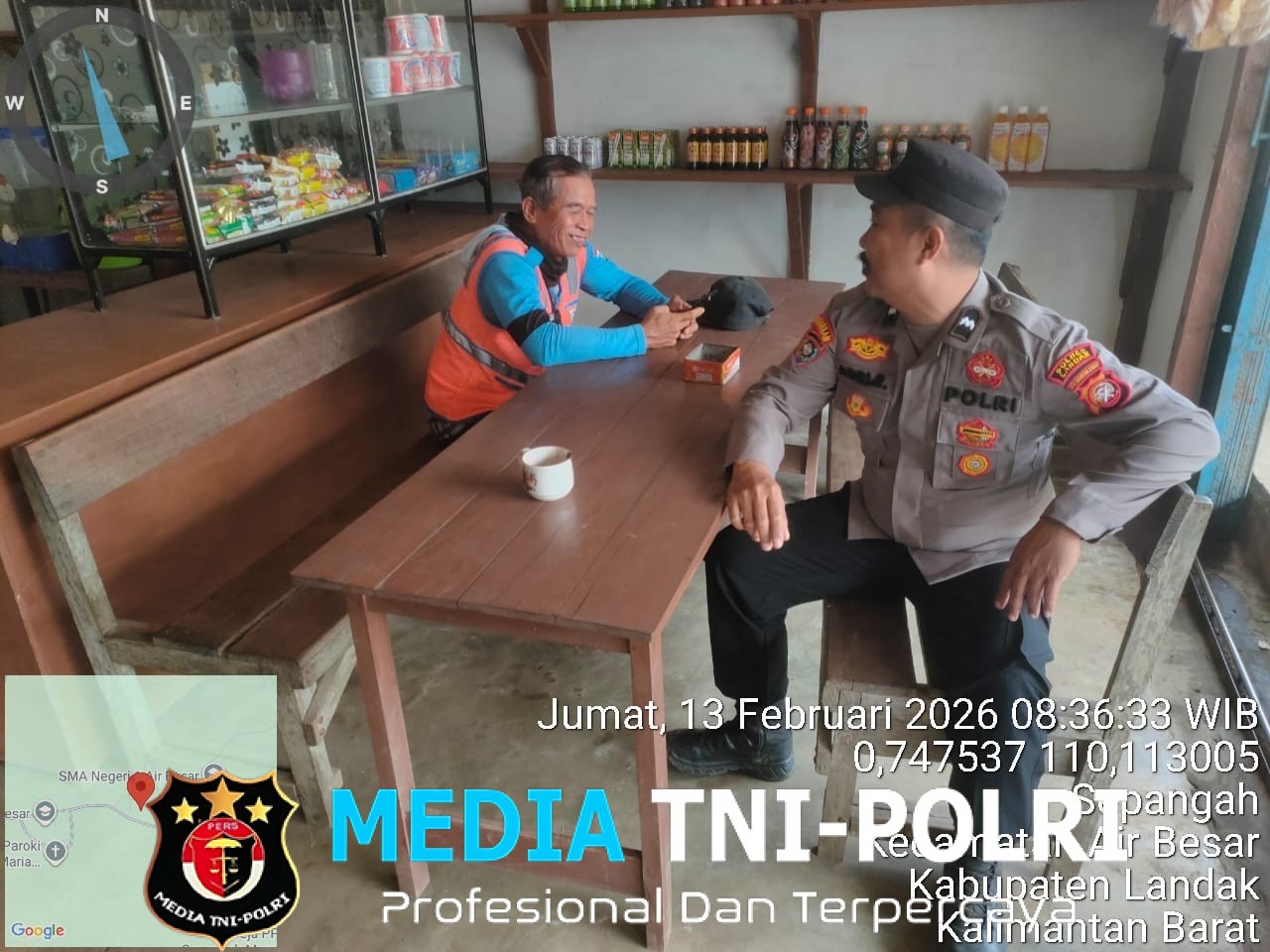 Dekat dengan Masyarakat, Polisi Patroli Siang Berikan Himbauan Langsung