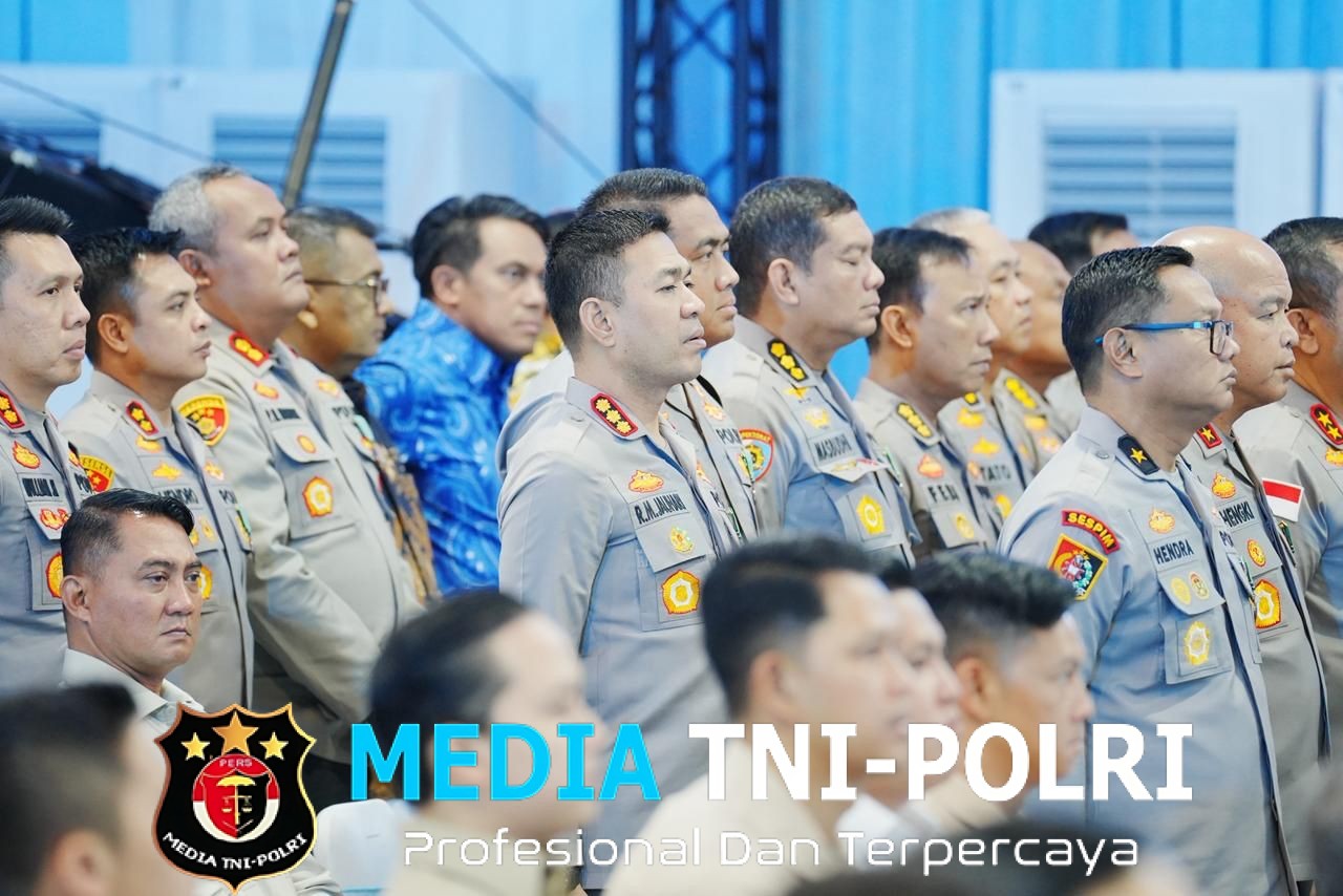 Kapolres Metro Tangerang Kota Raih Satyalancana Wira Karya dari Presiden