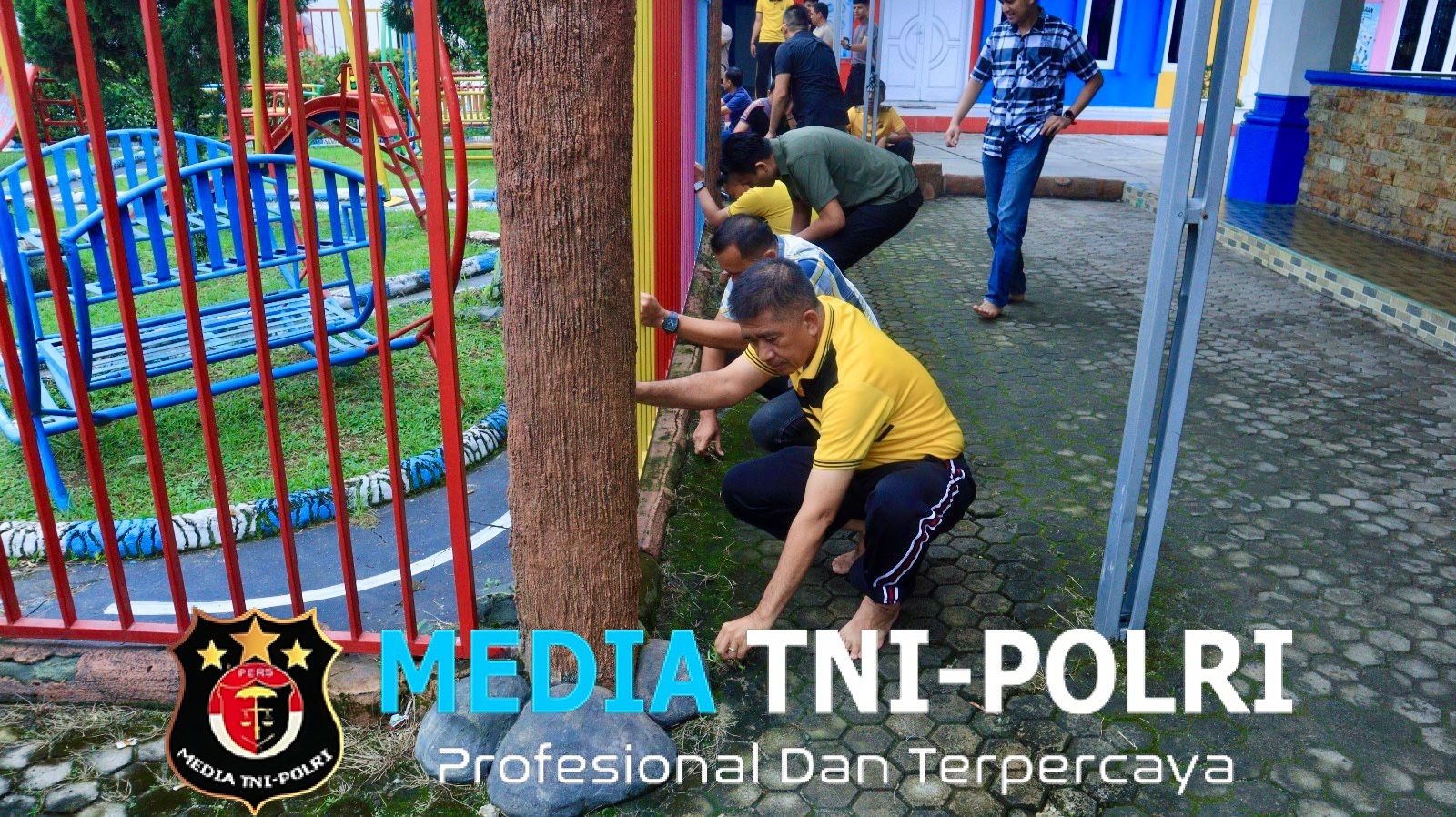 Usai Apel Pagi, Polres Lampung Tengah Gelar Aksi Bersih-bersih Mako