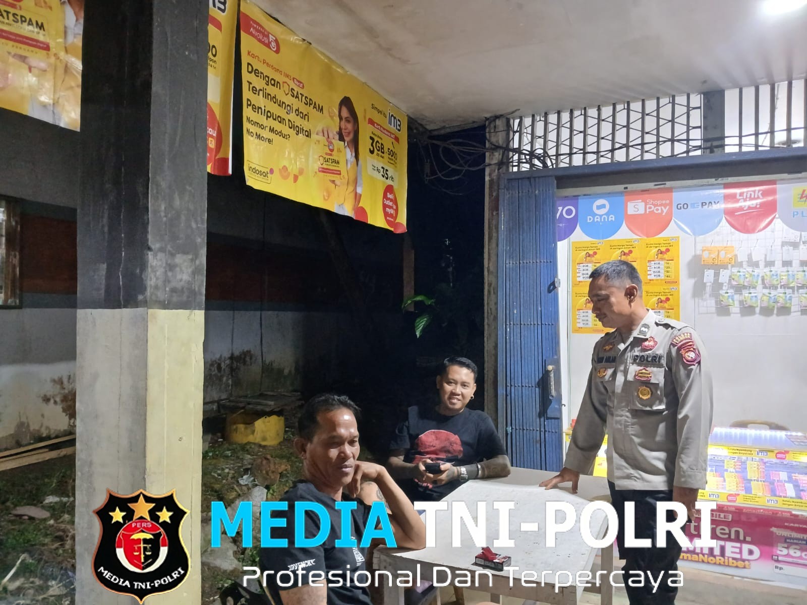 Malam Minggu Tak Sekadar Nongkrong, Polisi Datangi Warga dan Sampaikan Pesan Penting