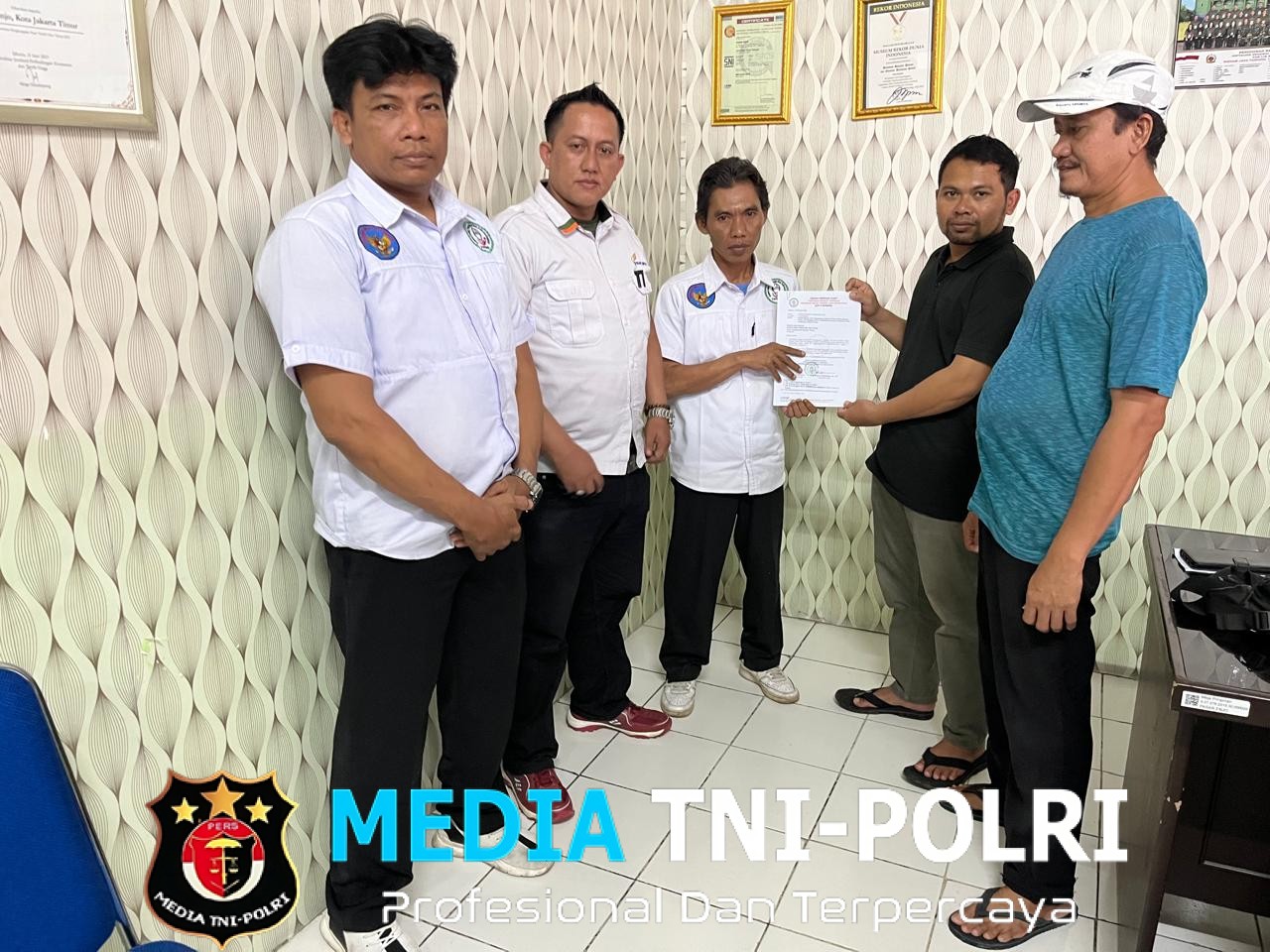 Penyerahan SK PUK Pulo Gadung, DPC F-SPBMPB Jakarta Timur Perkuat Konsolidasi Organisasi