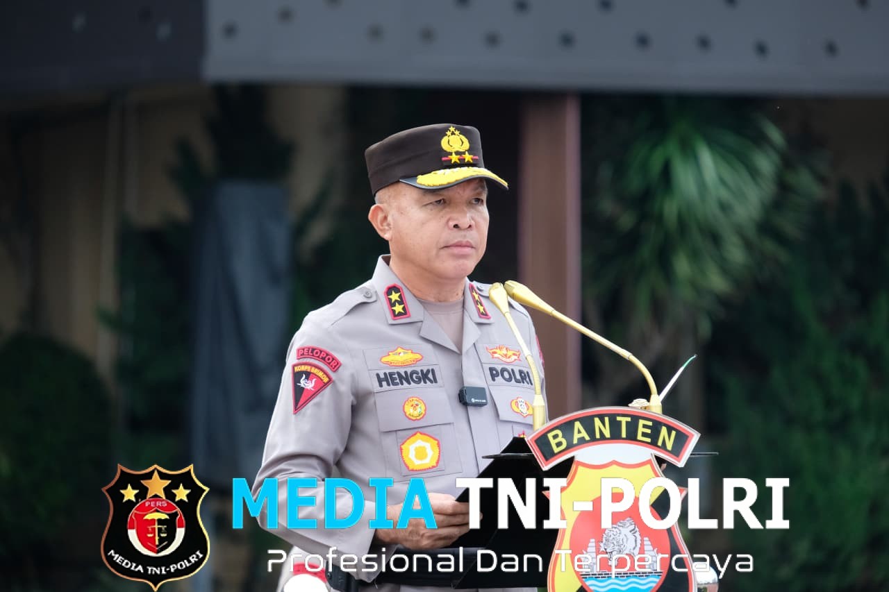 Upacara Hari Kesadaran Nasional, Kapolda Banten Berikan Penghargaan kepada 6 Personel