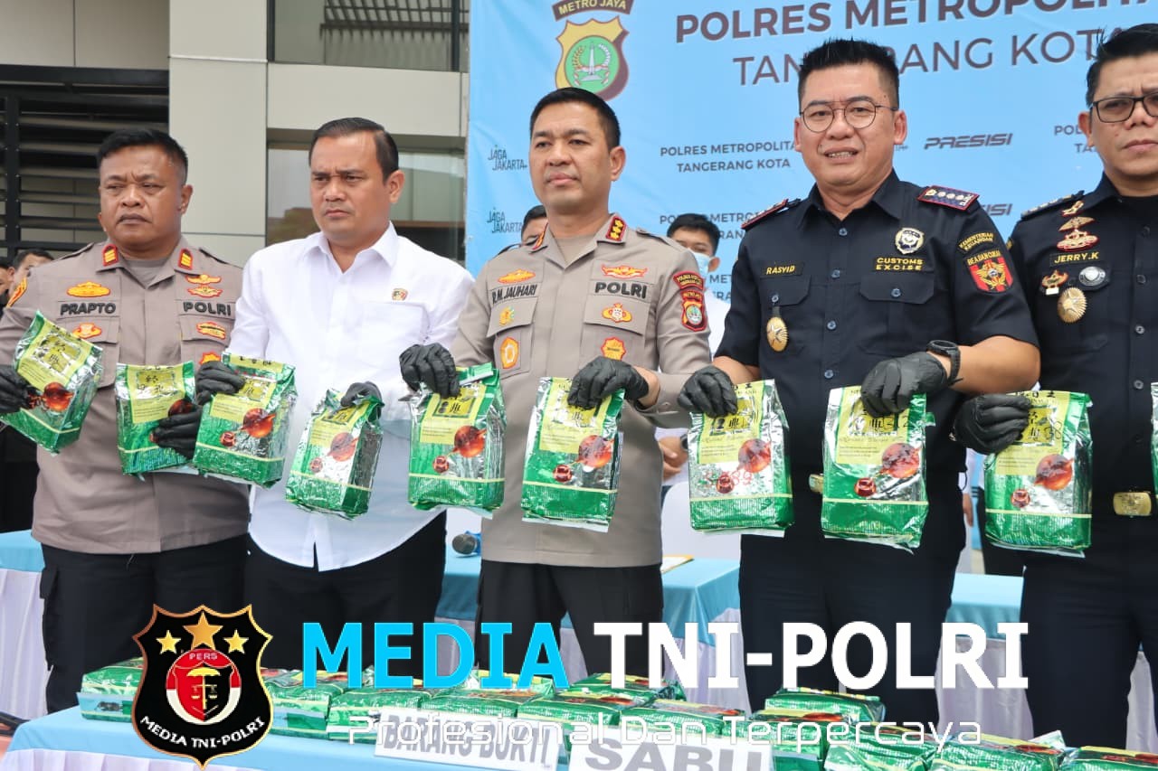 Polres Metro Tangerang Kota Bongkar 25 Kg Sabu Jaringan Internasional, Diselundupkan Pakai Alphard