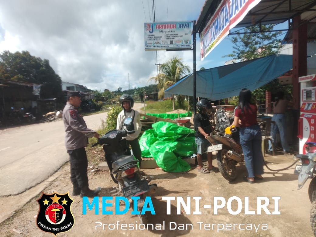 Patroli Dialogis Polsek Kuala Behe Untuk Jaga Kamtibmas Tetap Aman Dan Kondusif