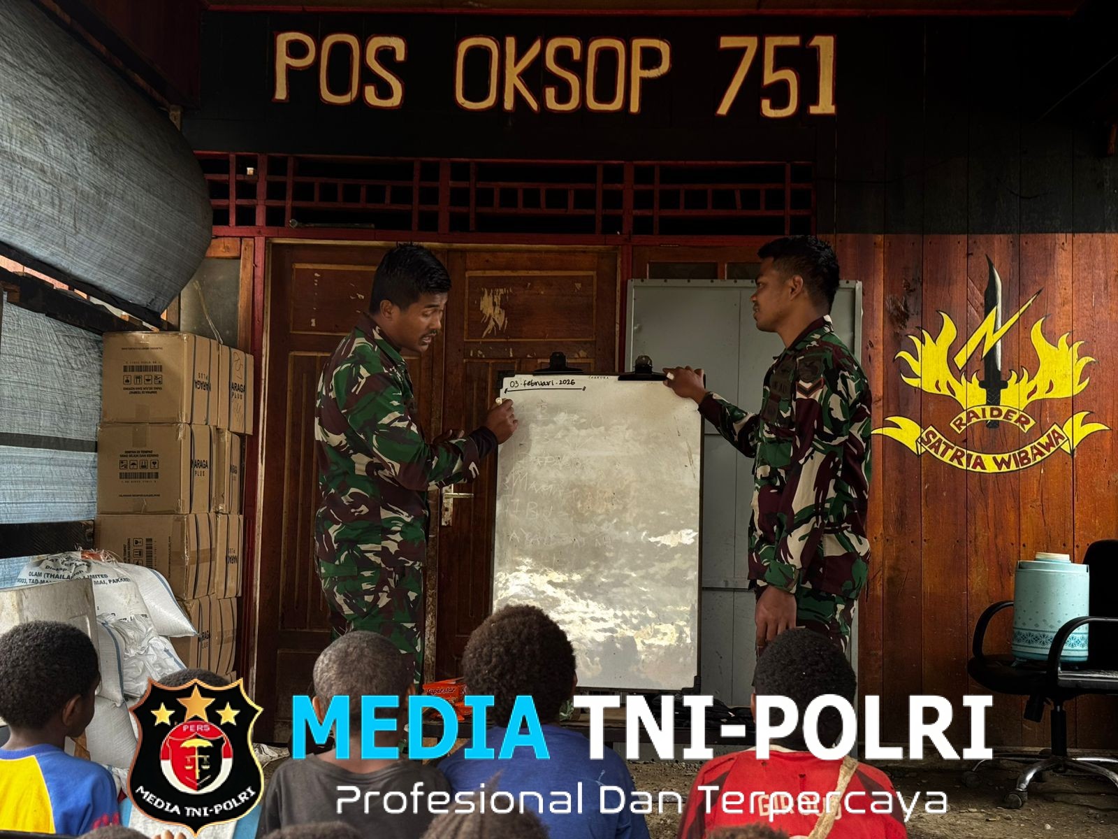 TNI Mengajar di Ujung Negeri Pos Oksop Yonif 751/VJS Satgas Swasembada Gelar Calistung untuk Anak Perbatasan