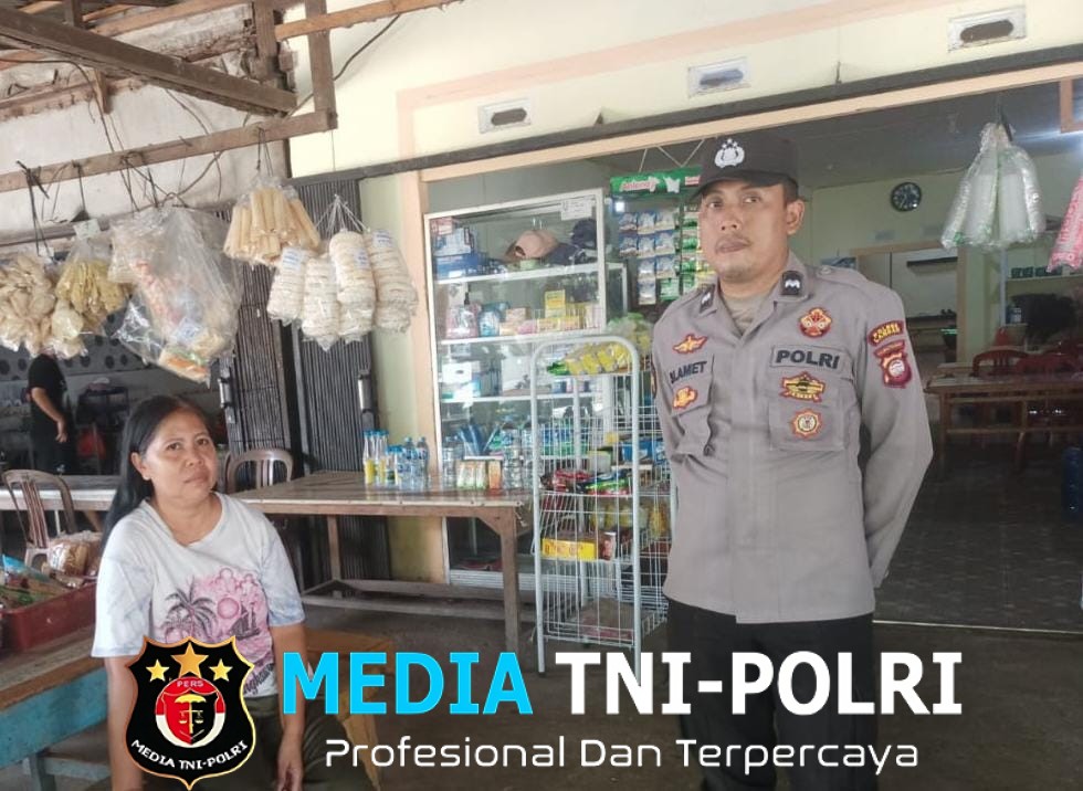 Patroli Siang, Personel SPKT Regu II Polsek Menjalin Ajak Warga Desa Menjalin Jaga Kamtibmas