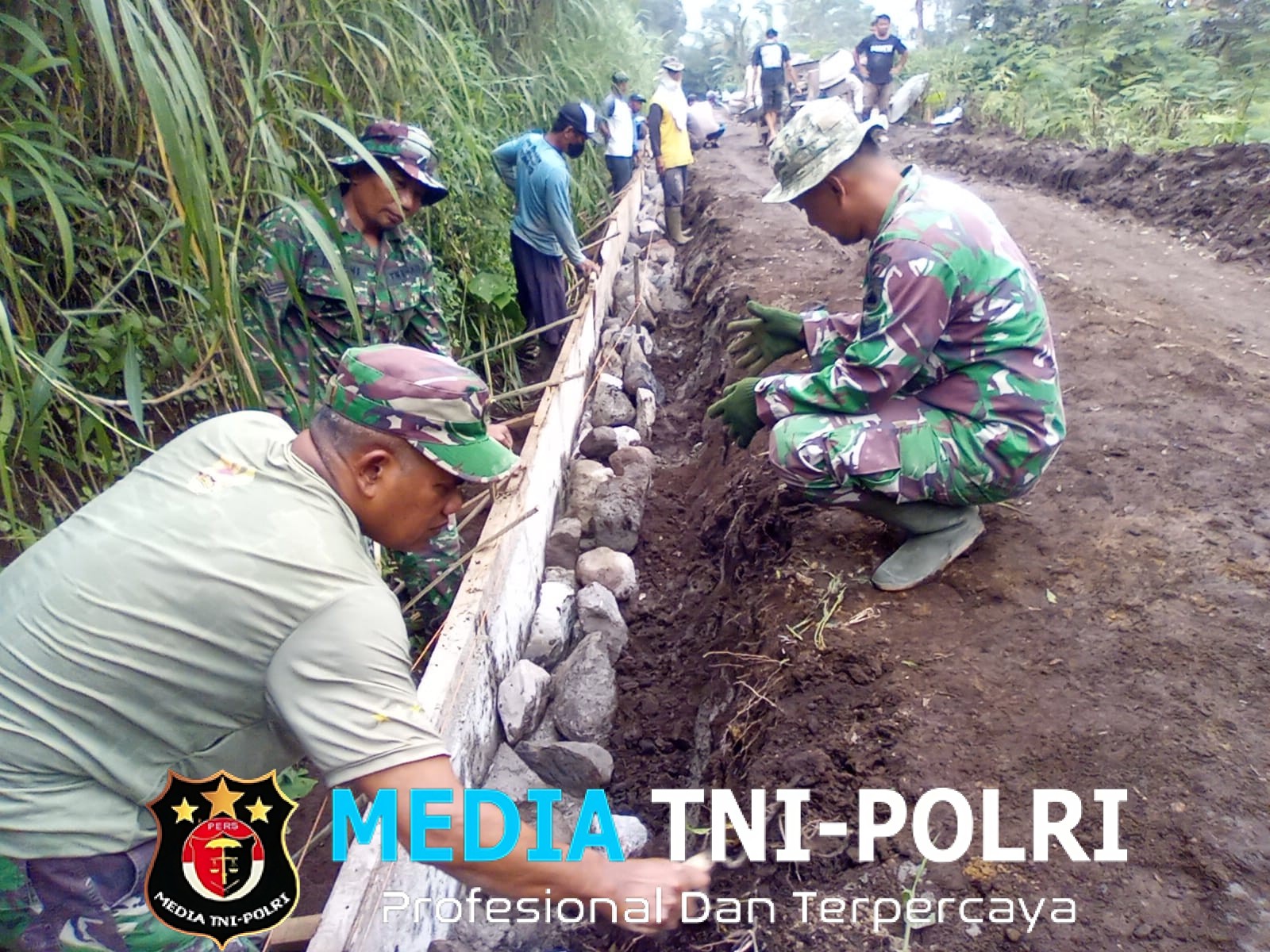 Gotong Royong Tanpa Batas, TMMD Kodim 0724/Boyolali Wujudkan Talud Penguat Infrastruktur Desa