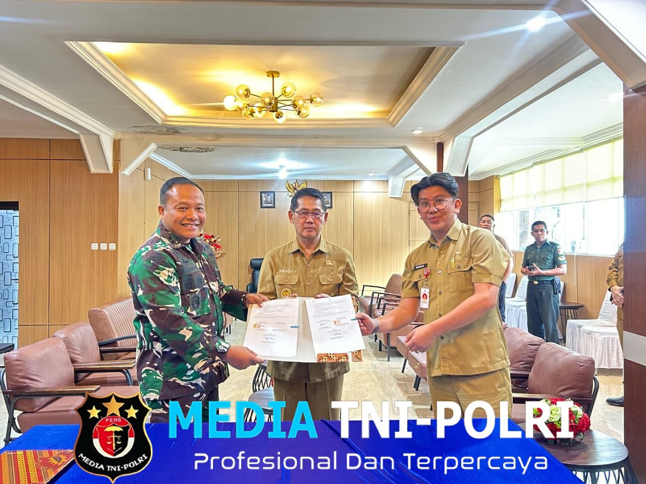 Wujud Sinergitas TNI dan Pemerintah Daerah, Dandim 1310/Bitung Tandatangani Karya Bakti Revitalisasi Marshalling Area Yon TP 916 Makawidey