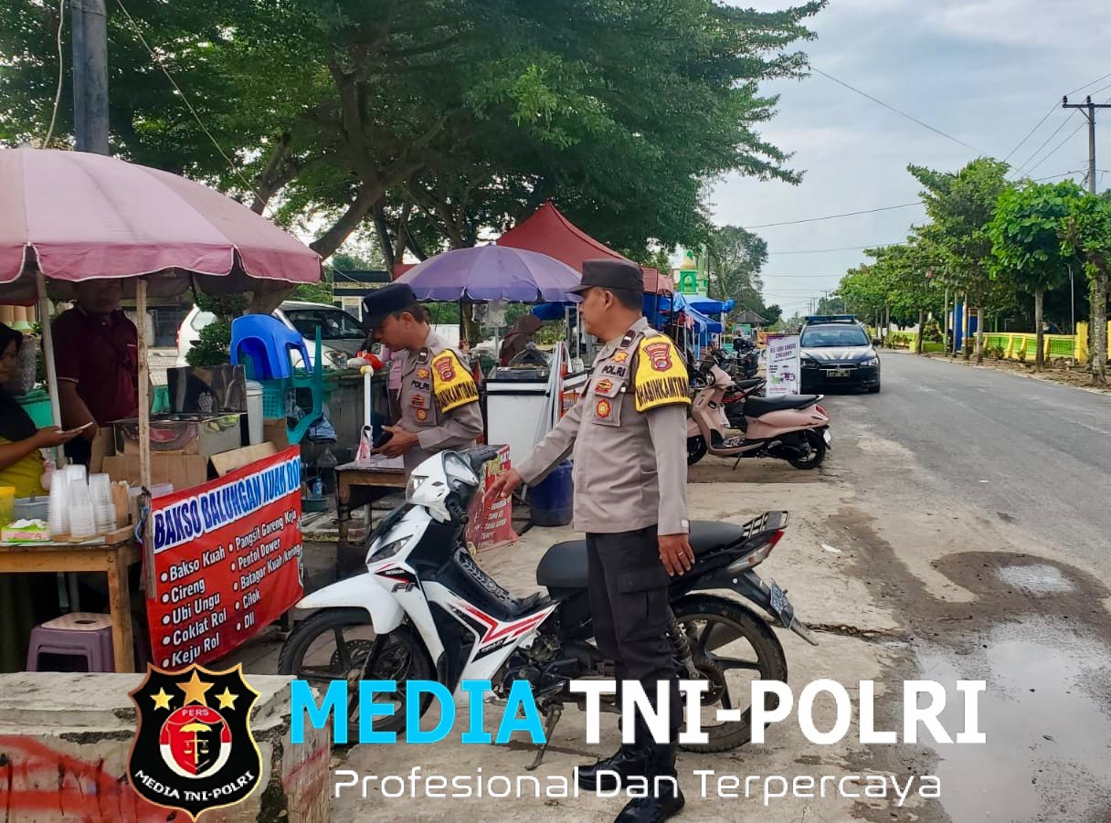 Polsek Seputih Raman Tingkatkan Patroli Ramadan, Warga Berburu Takjil Merasa Aman