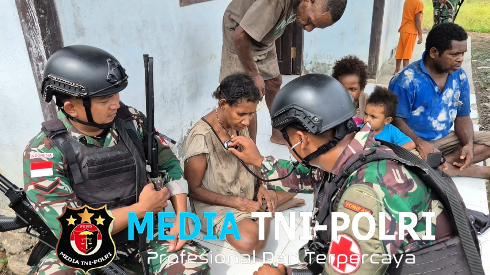 Satgas Pamtas Kewilayahan RI-PNG Yonif 410/Alg Berikan Yankes di Kampung Naikere