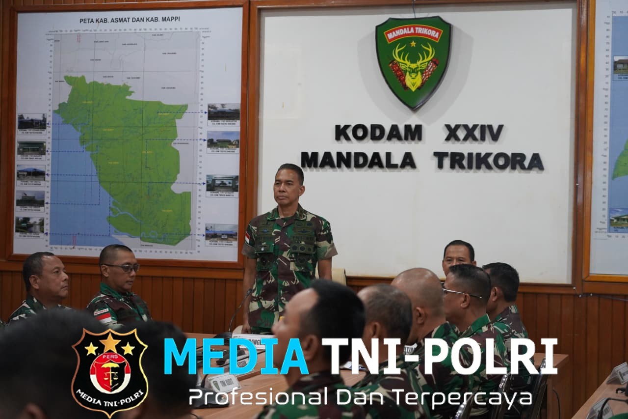 “Kami Butuh Evaluasi Objektif untuk Penyempurnaan Kodam yang Masih Muda” — Pangdam XXIV/Mandala Trikora Buka Taklimat Awal Audit Kinerja Itjenad TA 2026