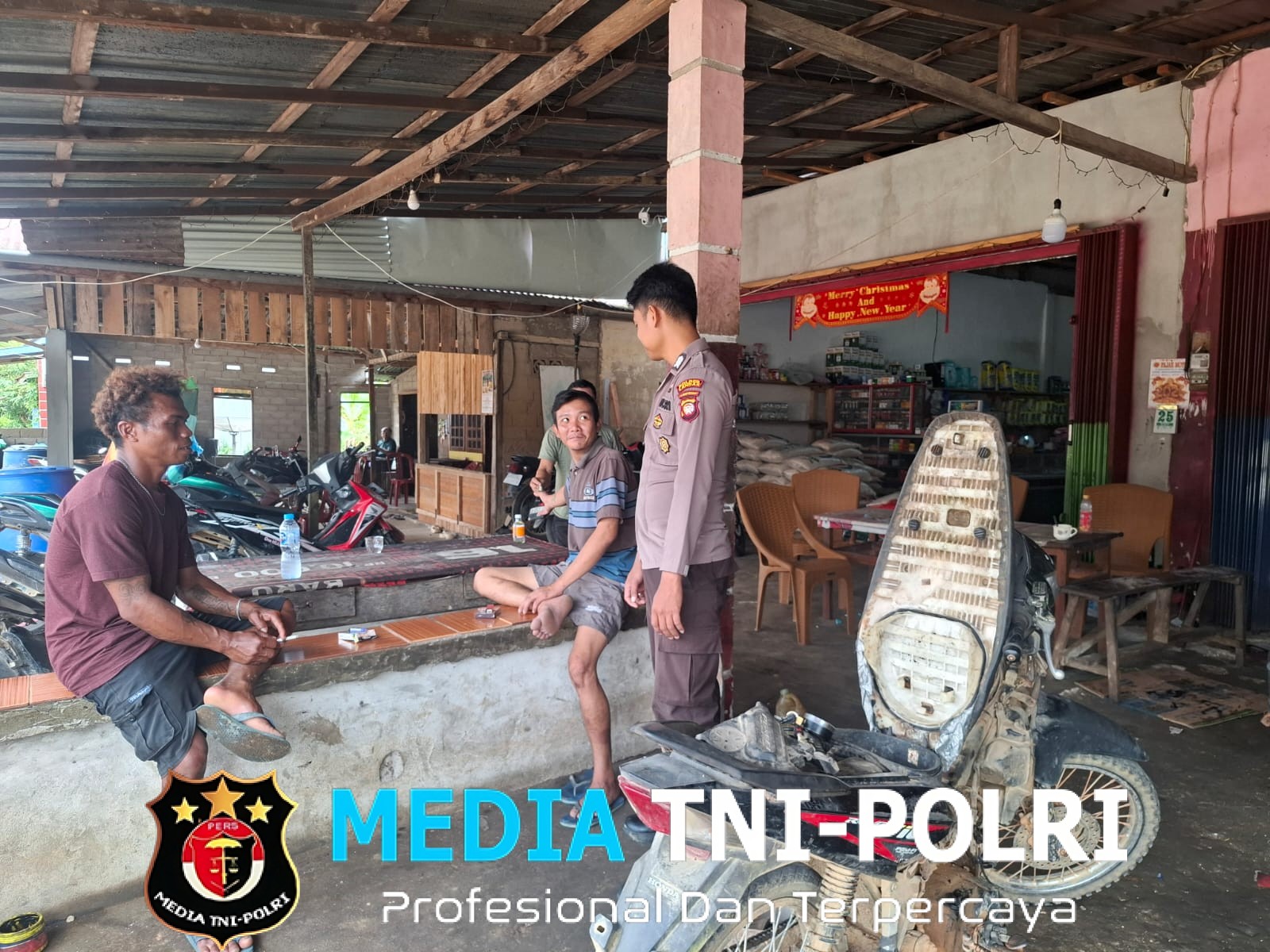 Ciptakan Rasa Aman di Bulan Suci, Polsek Kuala Behe Tingkatkan Patroli Kamtibmas