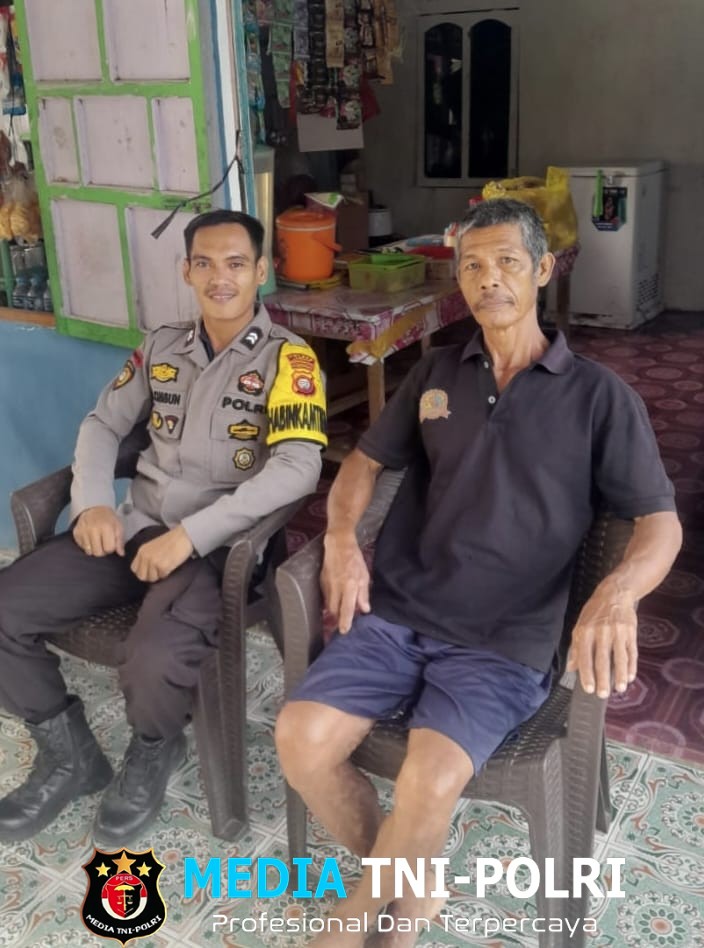 Polisi Sapa Warga Saat Silaturahmi, Perkuat Kedekatan dan Sampaikan Himbauan Kamtibmas