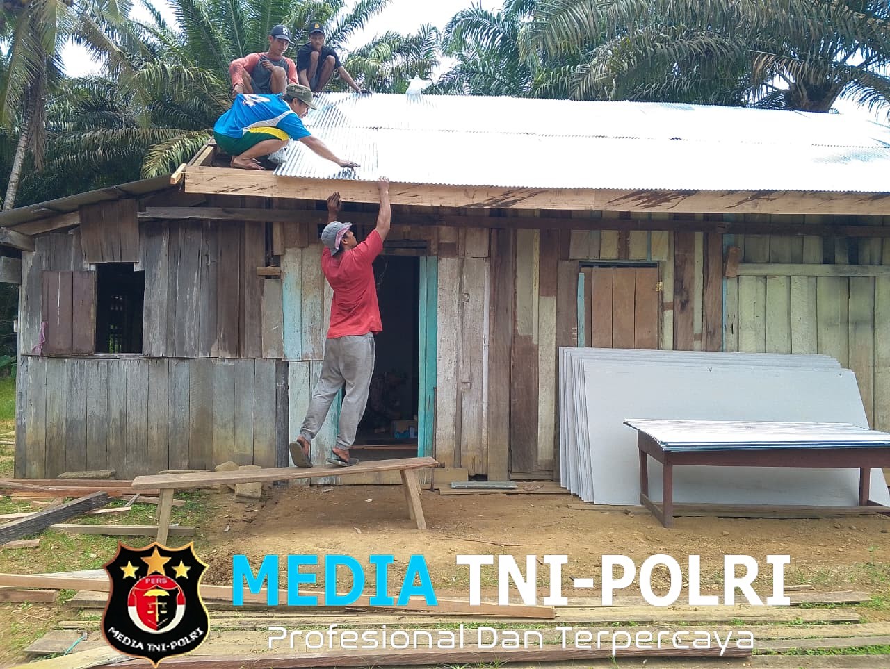 Penuh Dedikasi, Satgas TMMD Ke 127 Pastikan Pembangunan Berjalan Tepat Waktu