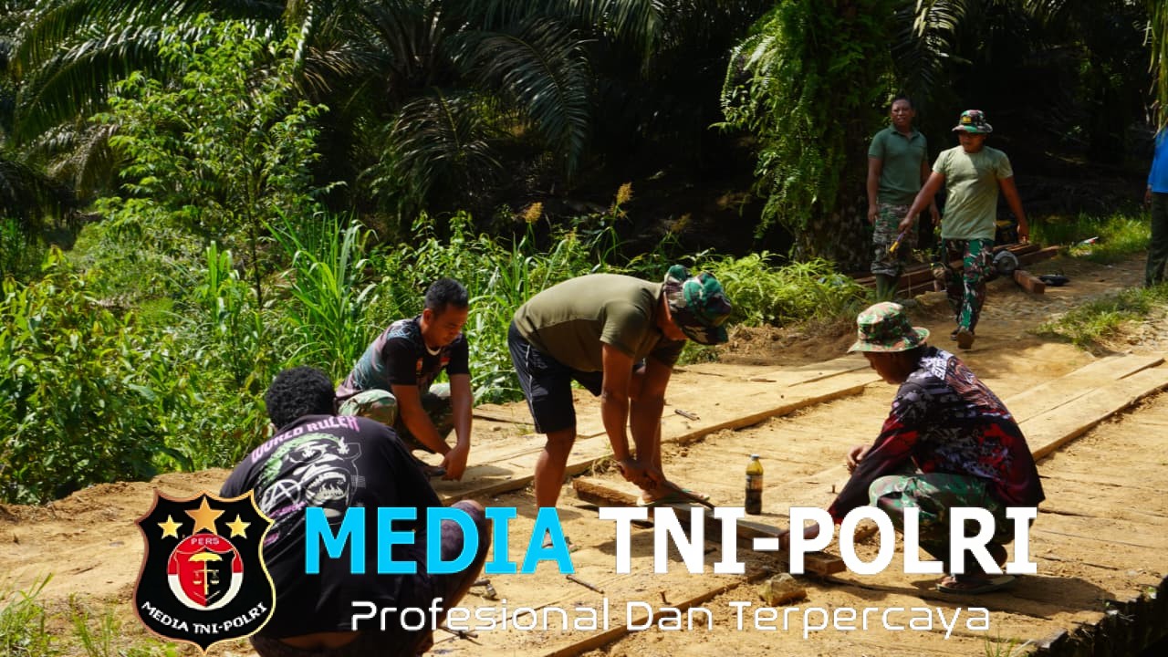 Satgas TMMD Reguler ke-127 Kodim 1015/Sampit Mulai Bongkar Jembatan