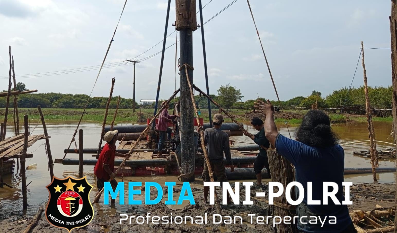 Progres 24 Persen, Kodim 0402/OKI–OI Percepat Pembangunan Jembatan Gantung Sungai Dabuk di Desa Embacang