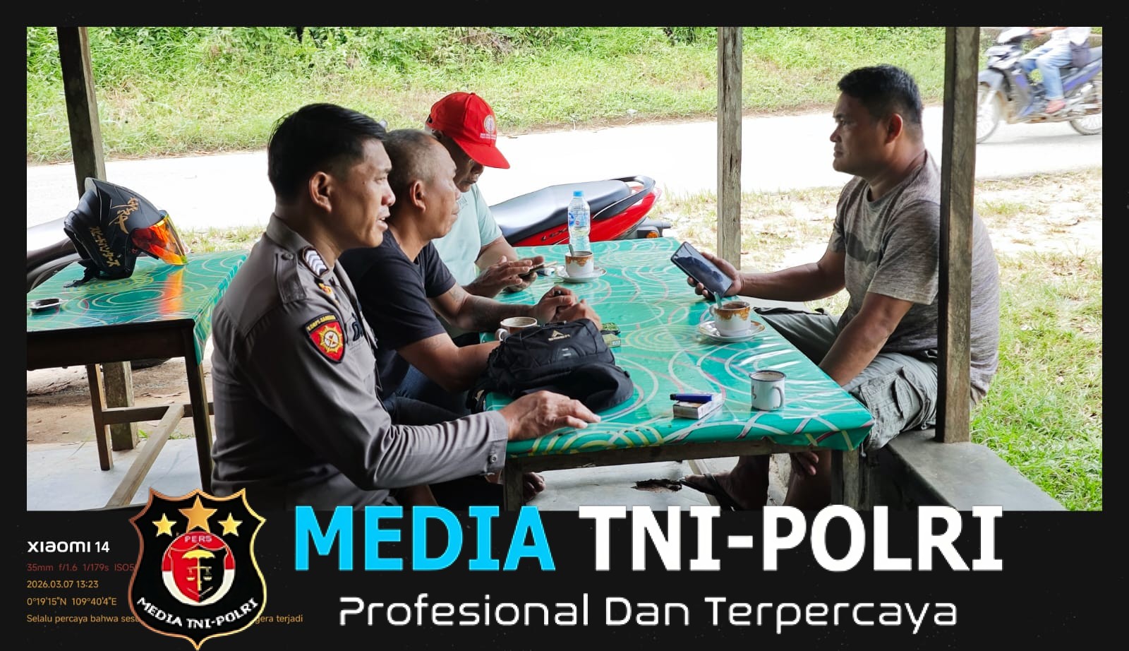 Polisi dan Warga Duduk Satu Meja, Patroli Dialogis Penuh Keakraban