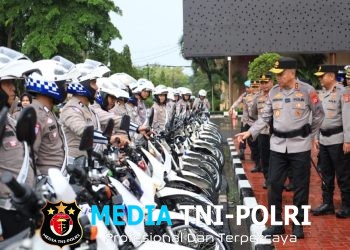 Kapolda Banten Pimpin Apel Pengecekan Kendaraan, Pastikan Kesiapan Operasi Ketupat Maung 2026