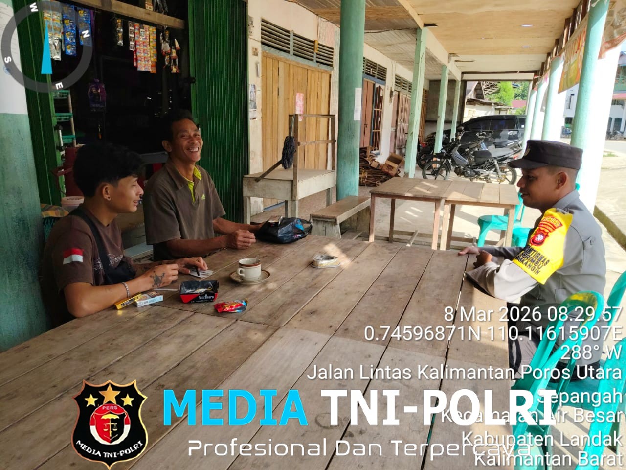 Sambang Warga, Bhabinkamtibmas Beri Edukasi Bahaya Penipuan Berkedok Hipnotis