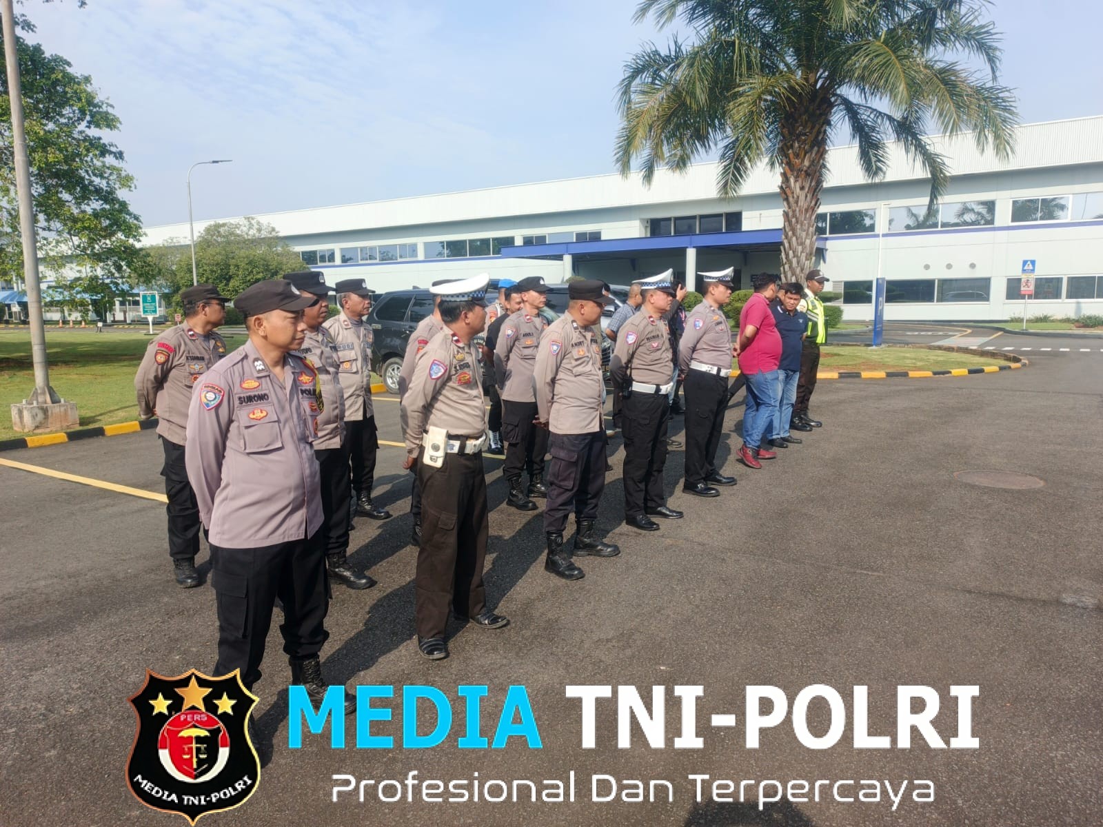 Polisi Amankan Aksi Unjuk Rasa KC FSPMI di Kawasan Industri EJIP Cikarang Selatan