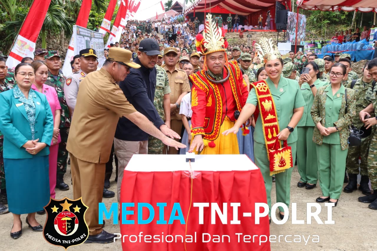 Kasad Resmikan Jembatan Bailey Sifalago Gomo di Kab Nias Selatan Prov Sumut