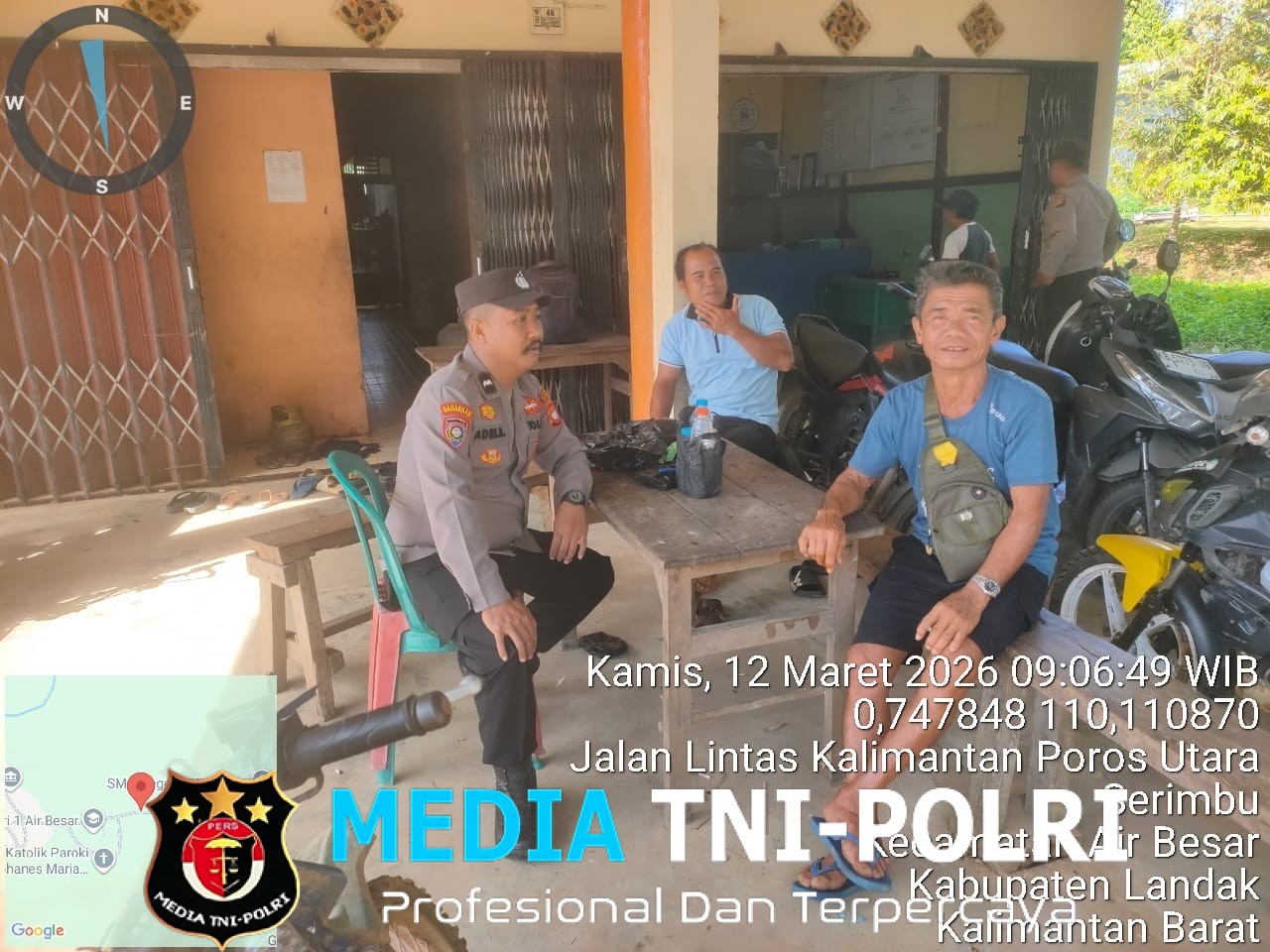 Suasana Akrab Polisi dan Warga di Air Besar, Kamtibmas Disampaikan Secara Humanis