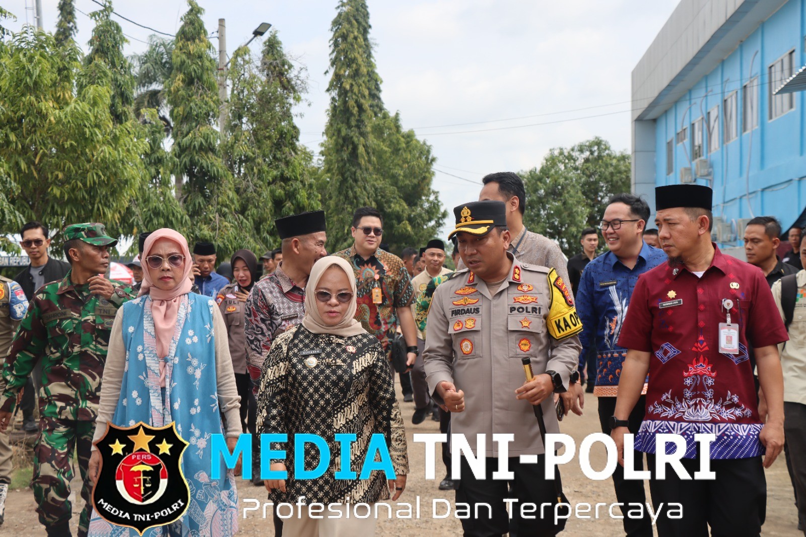 Kapolres Mesuji Bersama Bupati Mesuji sidak dan Cek Harga Bahan Pokok di Pasar Simpang Pematang Jelang Idul Fitri 1447 H