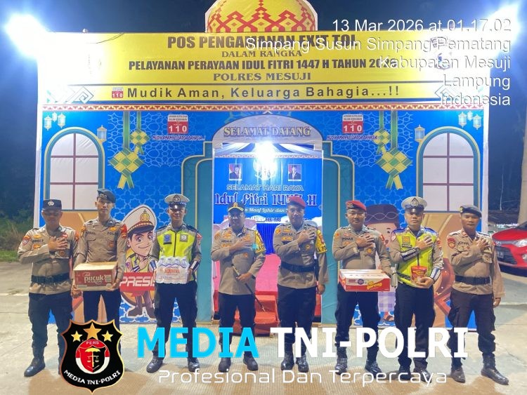 Kapolres Mesuji Cek Pos PAM dan Pos Yan di Hari Pertama Ops Ketupat Krakatau 2026, Bagikan Paket Makanan Ringan untuk Personel