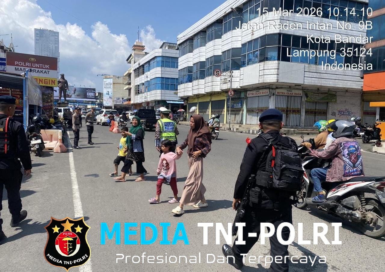 Personel Satbrimob Polda Lampung Laksanakan Patroli Dialogis dalam Operasi Ketupat Krakatau 2026