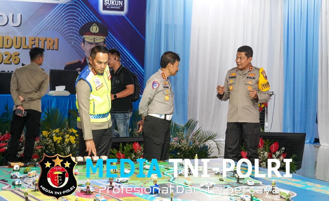 Kunjungi Pos Pengamanan, Kapolda Jateng Tekankan Pelayanan Maksimal kepada Masyarakat
