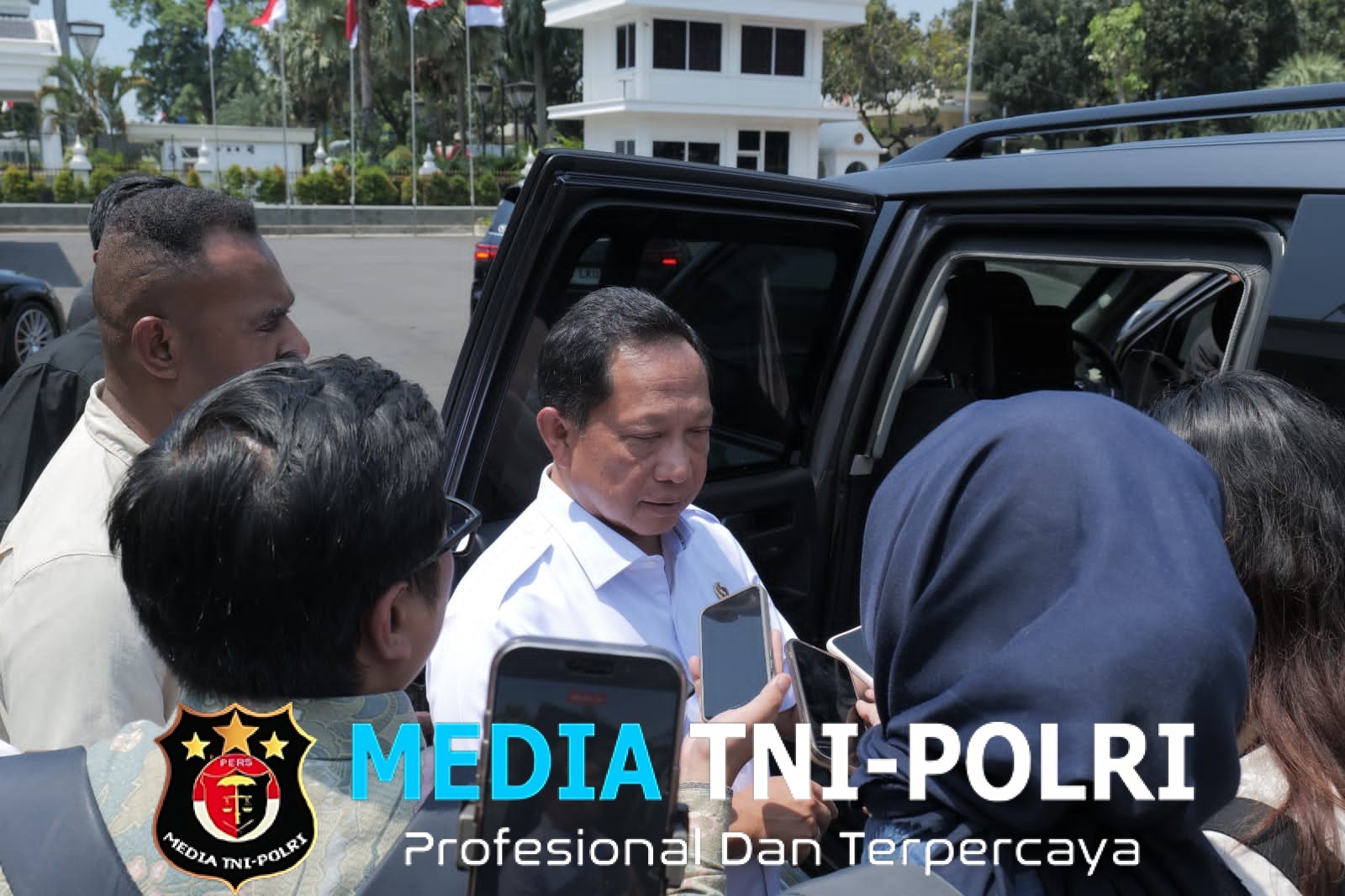 Kasatgas Tito Kawal Pemulihan Lahan Pertanian hingga Tambak yang Terendam Lumpur Akibat Bencana