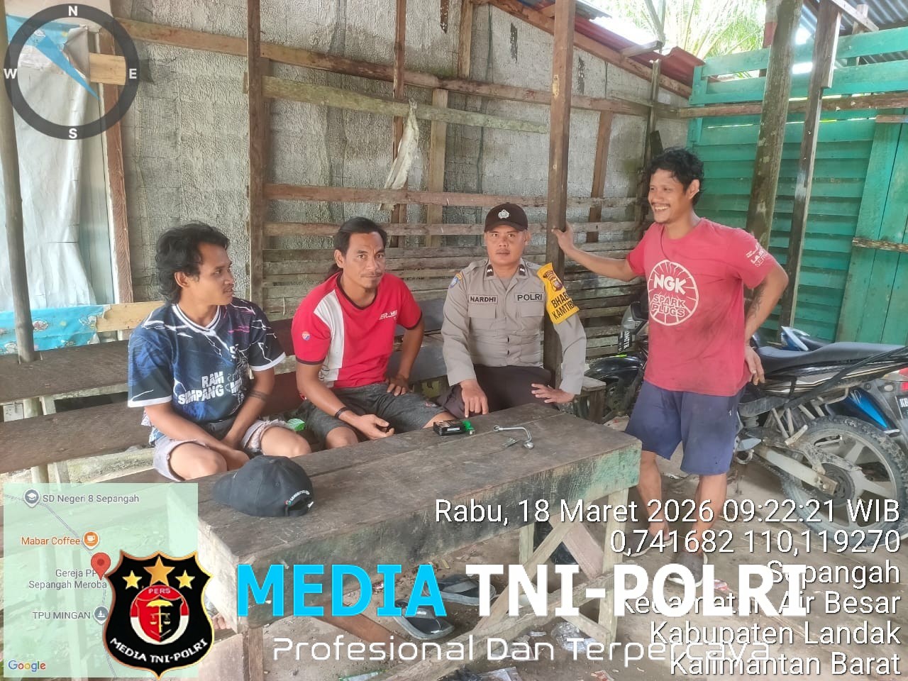 Dialog Humanis Saat Patroli Siang, Polisi Ingatkan Warga Waspada Kriminalitas